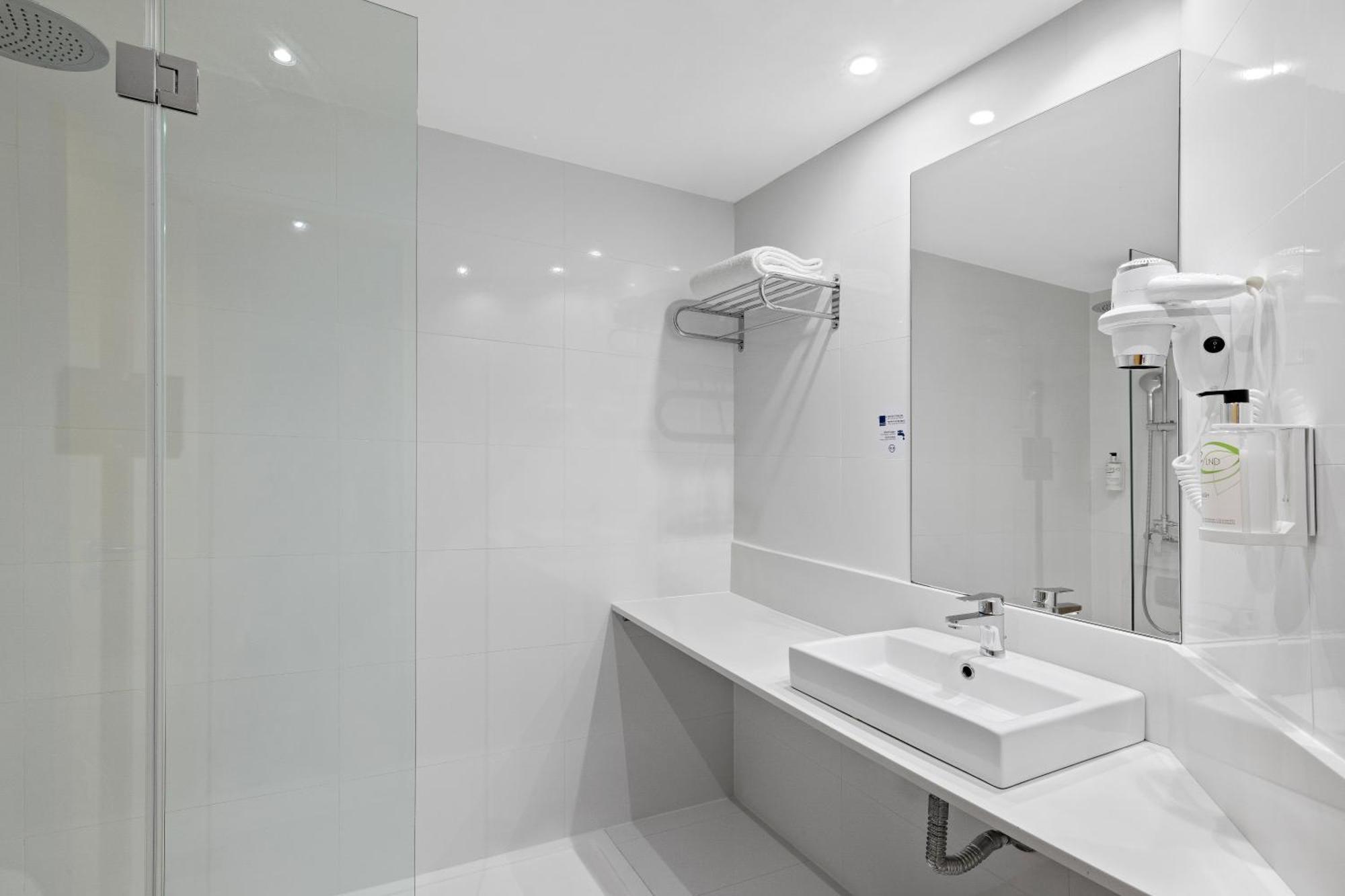 B&B Hotel Madrid Pinar De Las Rozas Εξωτερικό φωτογραφία
